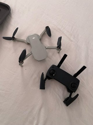 Dji Mavic Mini Drone Gris y Blanco con 3 baterías