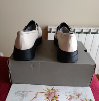 Mocasines Clarks Lorini Izzy Piel Plataf 42 de 120