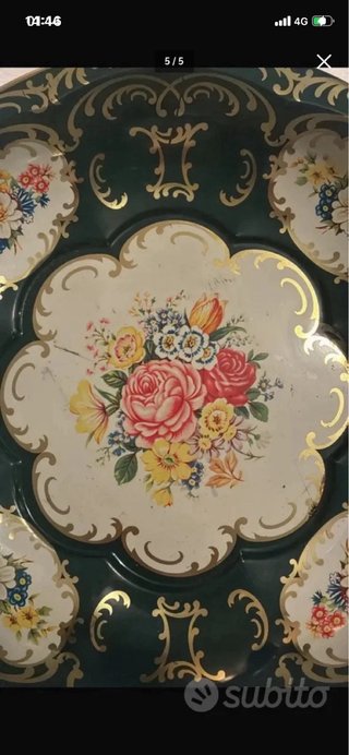 Piatto decorativo floreale verde e oro