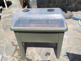 Mesa Huerto Urbano con Tapa