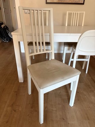 Mesa comedor extensible + 3 sillas