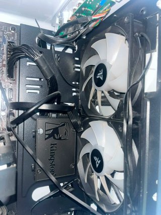 PC Gaming i5-11400F RTX 3050 16GB RAM