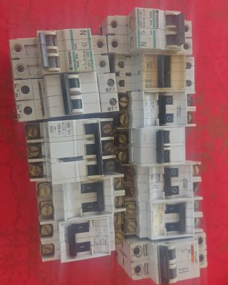 Interruptores automáticos (lote)