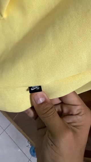 Sudadera Nike SB Amarilla