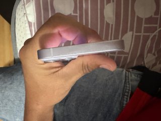iPhone 14 Lila