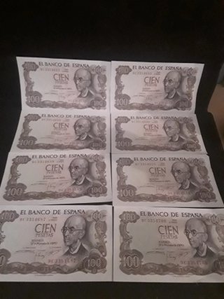 8 Billetes de 100 Pesetas noviembre 1970