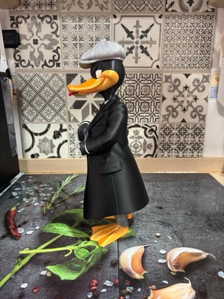 Figura Pato Lucas Peaky Blinders