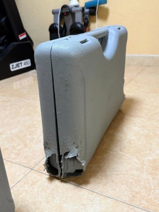 Maletín de pesas con discos y barras