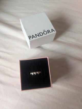 Anillo Pandora Corazones Rosa