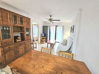 Piso en venta en La Carihuela en Torremolinos