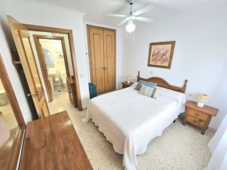 Piso en venta en La Carihuela en Torremolinos