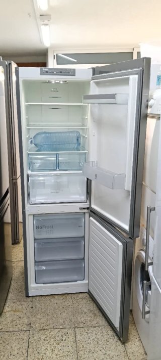 NEVERA BALAY NO FROST ENERGÍA A+++ ACERO INOXIDABL