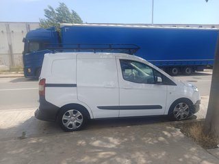 Ford Transit Courier 2017