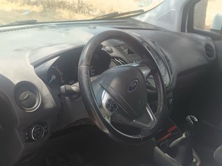 Ford Transit Courier 2017
