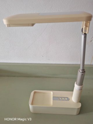 Lámpara móvil ajustable