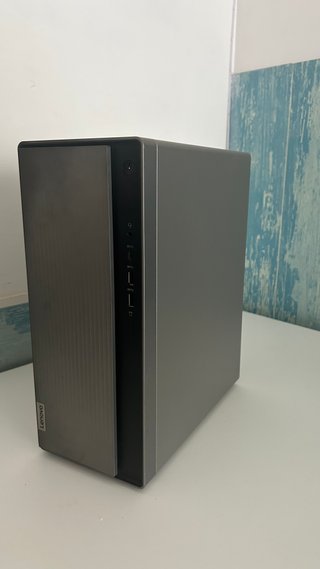 PC Sobremesa Lenovo i3 10ª Gen 8GB 512GB SSD