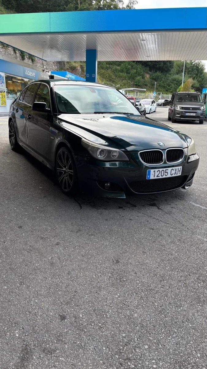 BMW Serie 5 2004 - foto 1