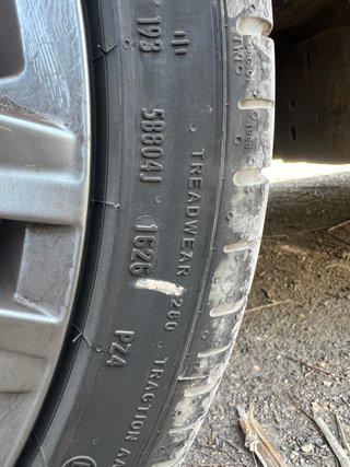 Neumáticos Pirelli 215/40 R18