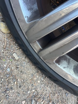 Neumáticos Pirelli 215/40 R18