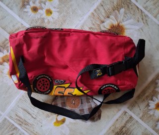 Riñonera Rayo McQueen Cars Disney Pixar Nesquik