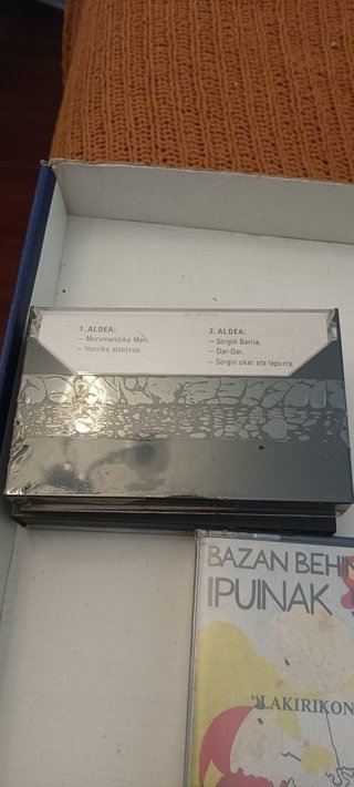 5 Casetes Bazan Bhingo Ipuinak