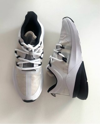 Conjunto Deportivo: Leggings + Zapatillas