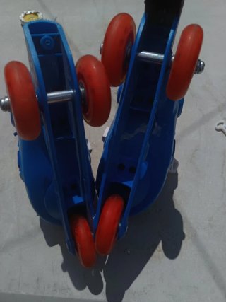 Patines Oxelo Azules y Rojos,usado 2 veces.