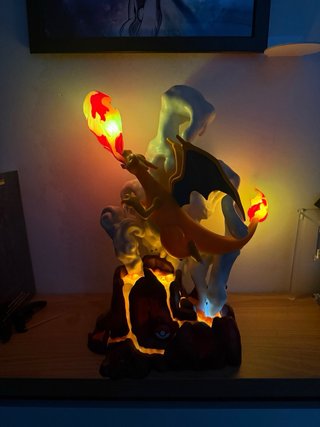 Figura Pokémon Charizard Light FX Deluxe