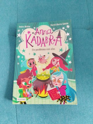 Libros colección Anna Kadabra