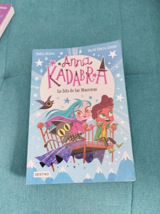 Libros colección Anna Kadabra