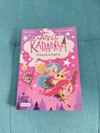 Libros colección Anna Kadabra