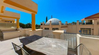 Piso en alquiler en Romana Playa en Marbella