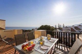 Ático en alquiler en Romana Playa en Marbella