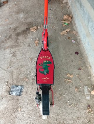 Patinete Eléctrico Rojo