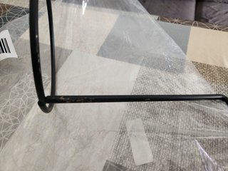 Soporte para casco de moto