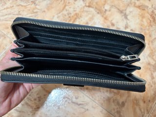 Monedero Guess Negro Estampado