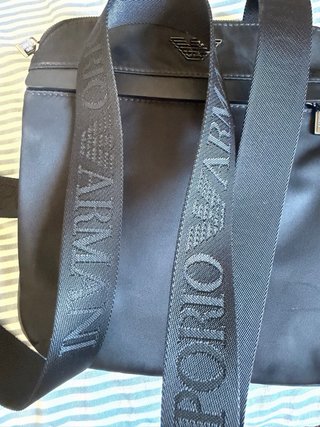Bandolera Emporio Armani Nailon Reciclado Negra