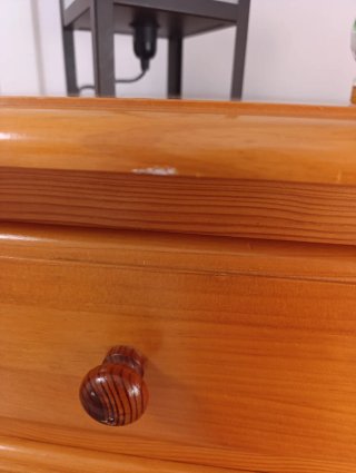 Cómoda de madera con 6 cajones