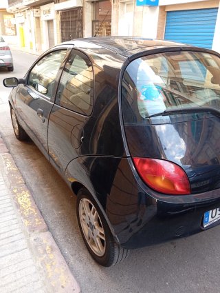 Ford Ka Negro