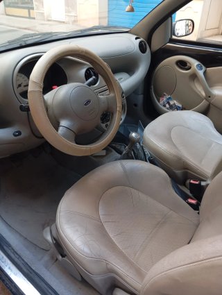 Ford Ka Negro