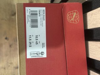 Zapatillas Puma Blancas y Naranja