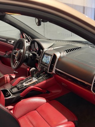 Porsche Cayenne 2016
