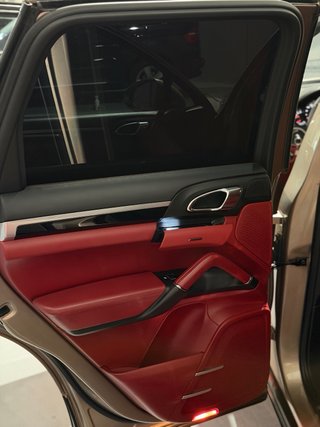 Porsche Cayenne 2016