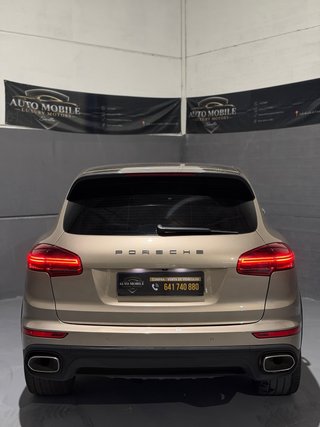 Porsche Cayenne 2016