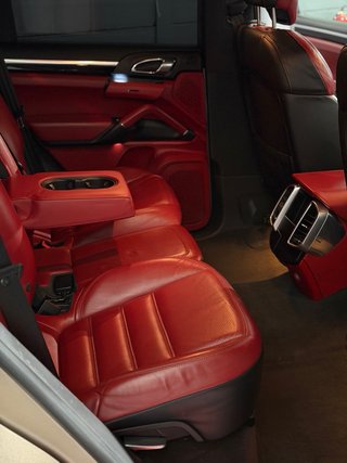 Porsche Cayenne 2016