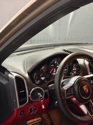Porsche Cayenne 2016