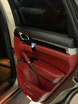 Porsche Cayenne 2016