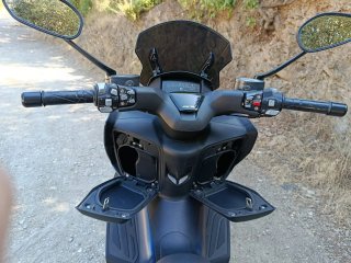 Zontes 125 Maxi Scooter Azul/Negro