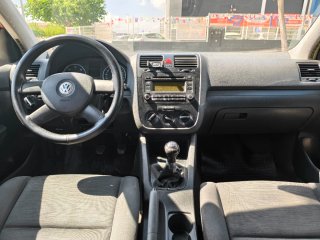 Volkswagen Golf 2005