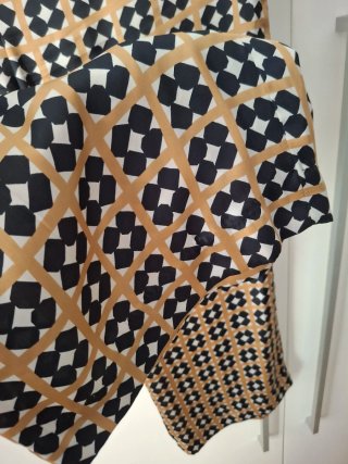Pantalón ancho Zara estampado